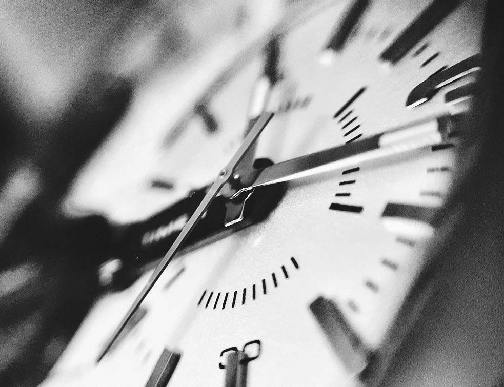 sat, vreme, casovnik, Photo by noor Younis on Unsplash
